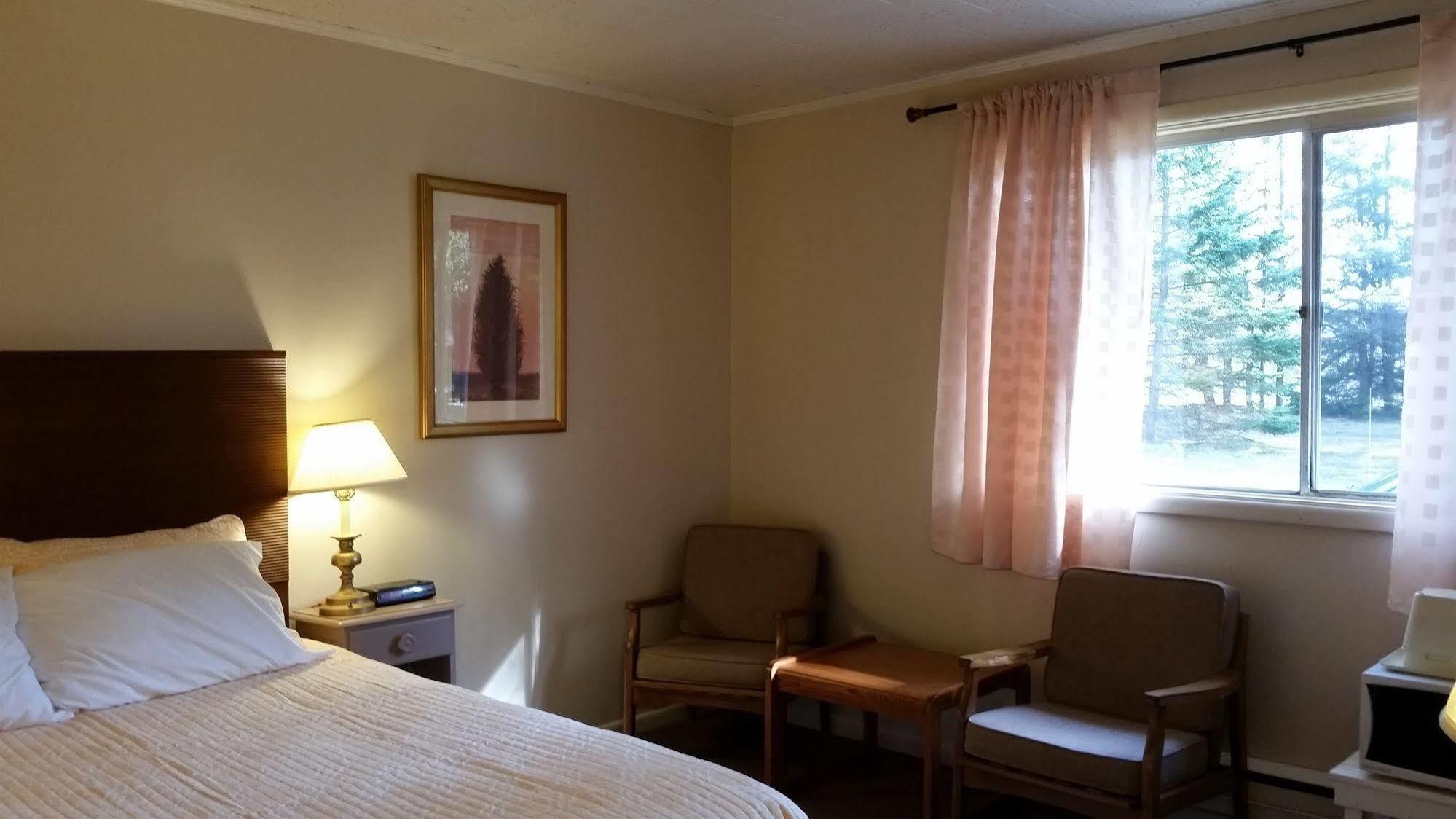 Pinecone Motel Sussex Zewnętrze zdjęcie