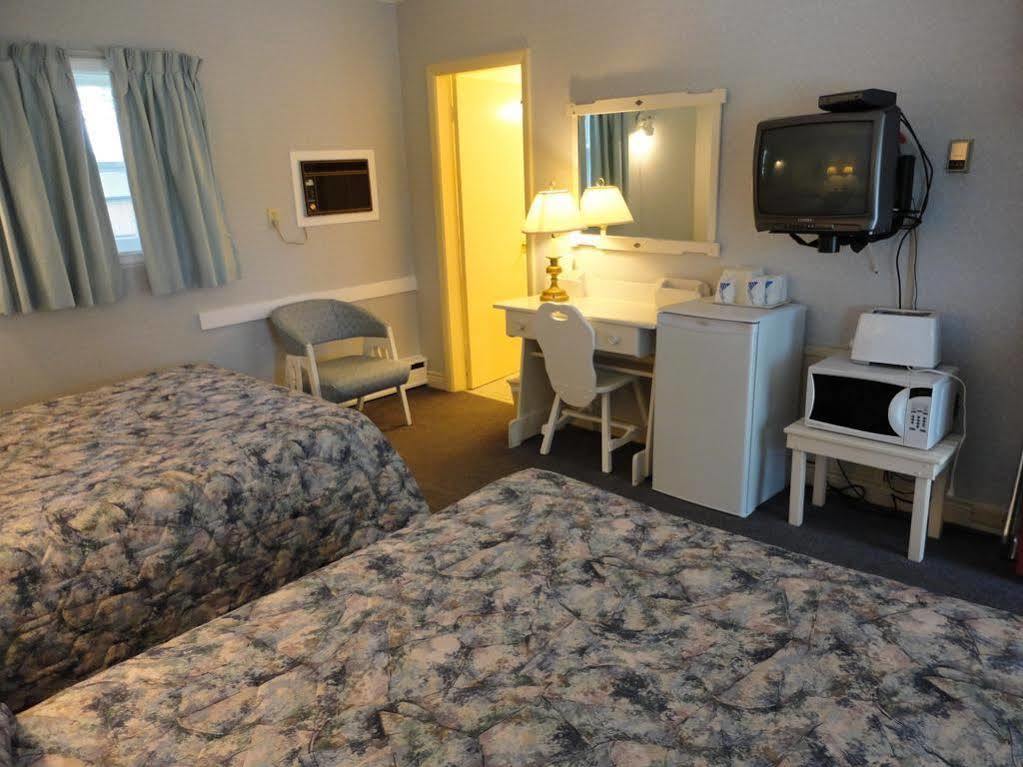 Pinecone Motel Sussex Zewnętrze zdjęcie