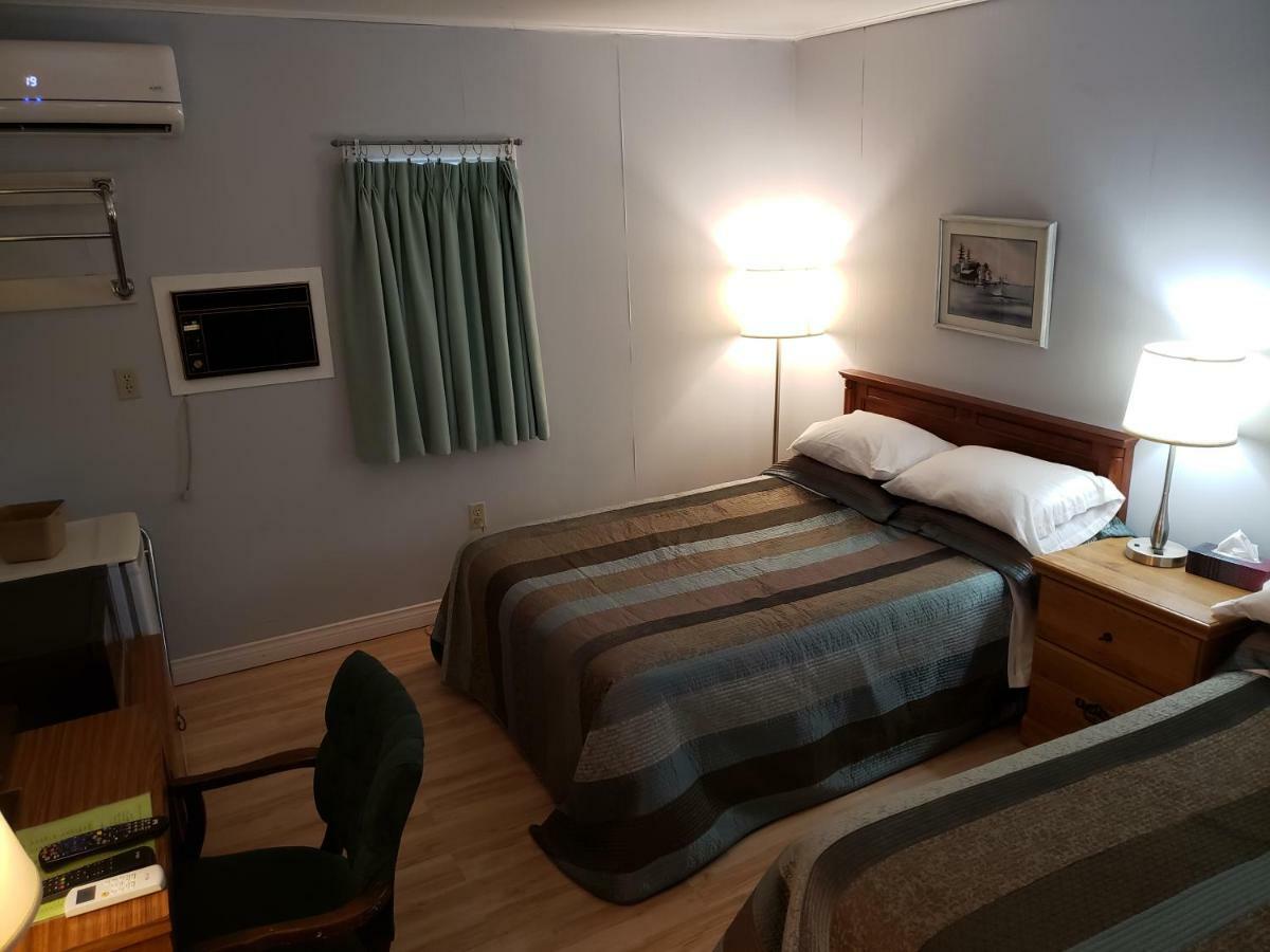 Pinecone Motel Sussex Zewnętrze zdjęcie