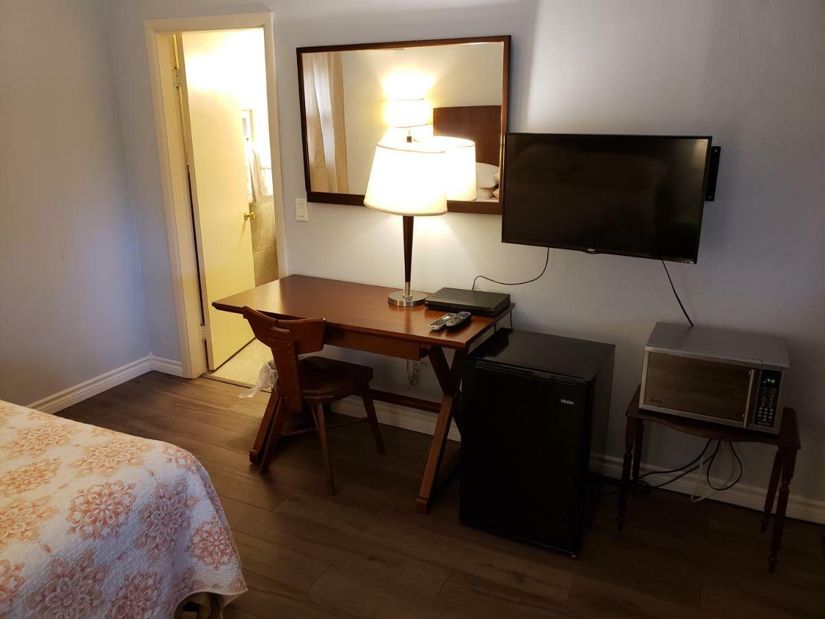 Pinecone Motel Sussex Zewnętrze zdjęcie